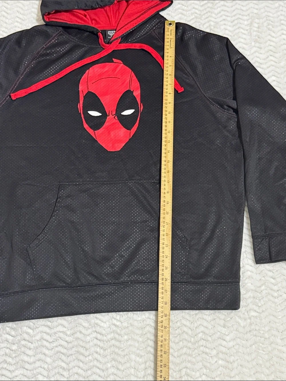 Marvel Men's XL Deadpool Long Sleeved Pull-over Hoodie Black Red Polyester